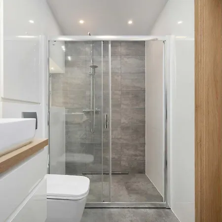 Apartamento Modern Grey Close To The Centre Of Perfect For Remote Work By Renters *