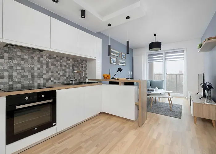 Modern Grey Close To The Centre Of Perfect For Remote Work By Renters *