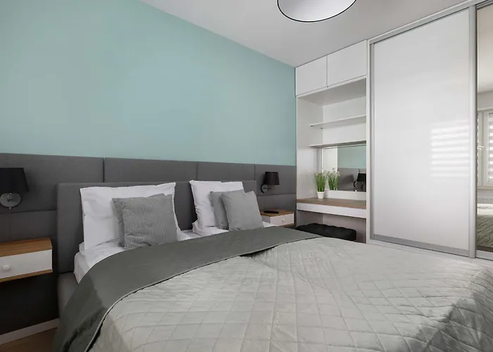 Appartement Modern Grey Close To The Centre Of Perfect For Remote Work By Renters